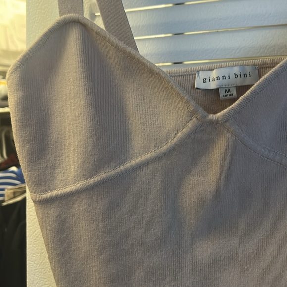 Cropped tank - Picture 2 of 3